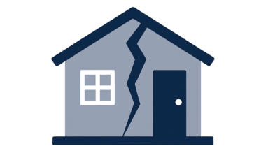 Afbeelding van huis met scheur in muur bij blog over aansprakelijkheid aardbevingschade